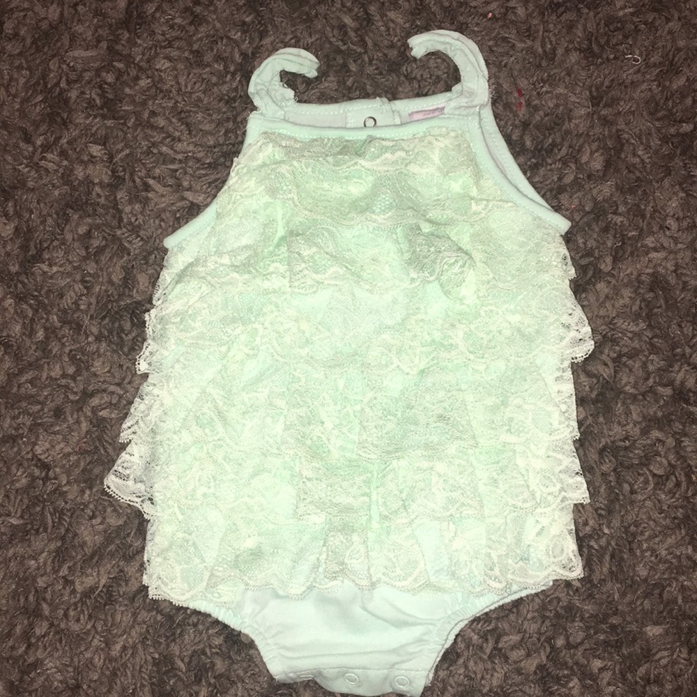 Green lace front onesie size 9M